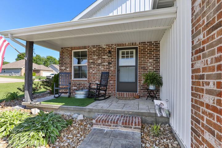 Property Photo:  1245 E Keeling Place  MO 65613 