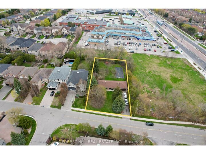 27 Vaughan Boulevard — photo 1
