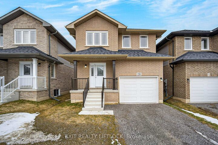 220 O'Neil Street — photo 1