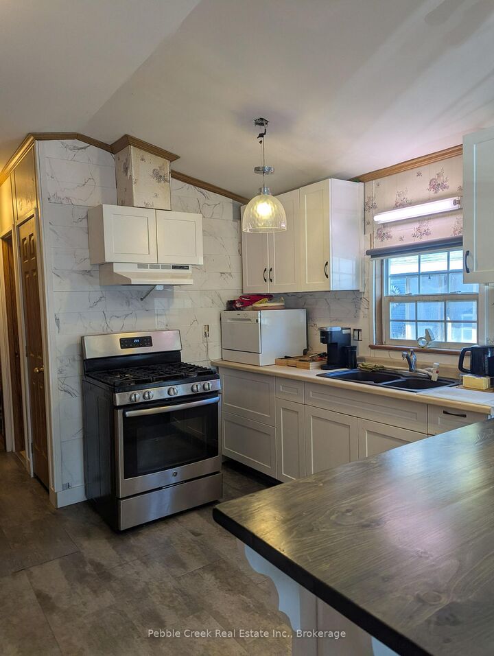 Property Photo: 77794 Orchard Line E8 Hickory ON N0M 1G0