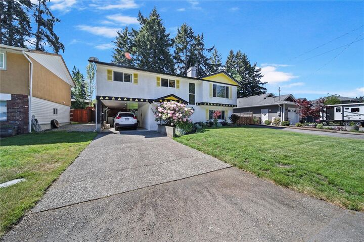 Property Photo: 3950 Dunsmuir St BC V9Y 7T4