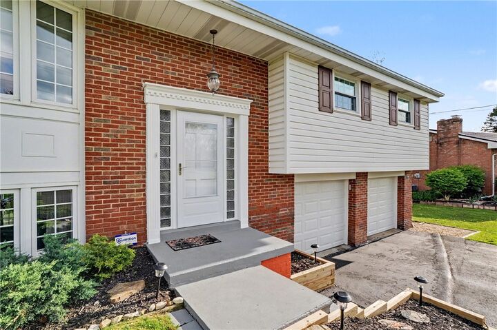 Property Photo:  156 Westwood Mnr  PA 16001 