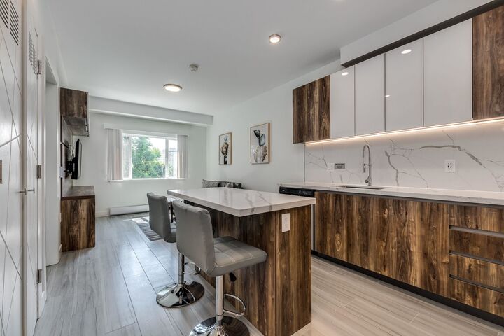 Property Photo:  1168 Pendrell Street 208  BC V6E 1L4 