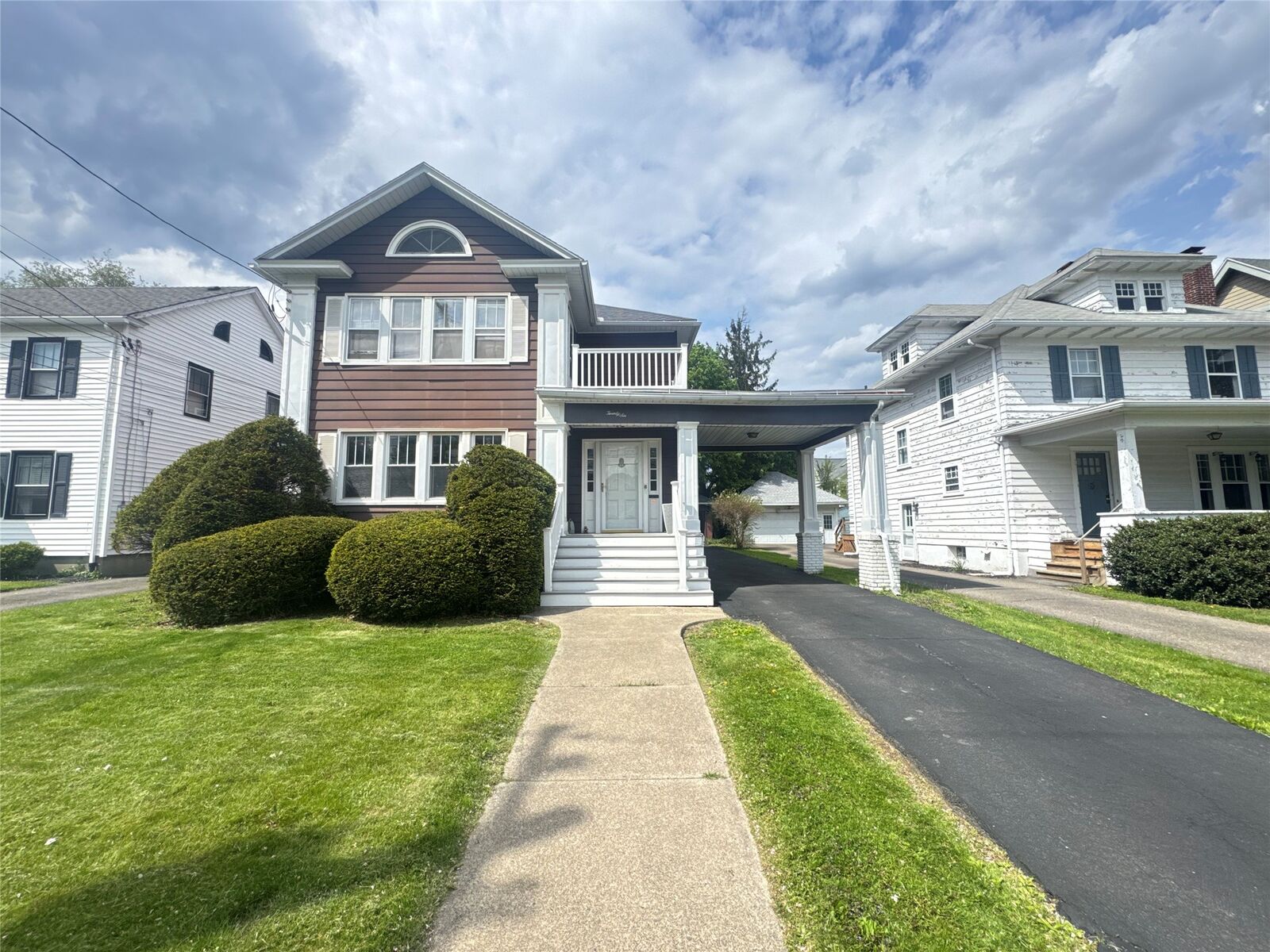 Property Photo:  26 Johnson Avenue 1  NY 13905 