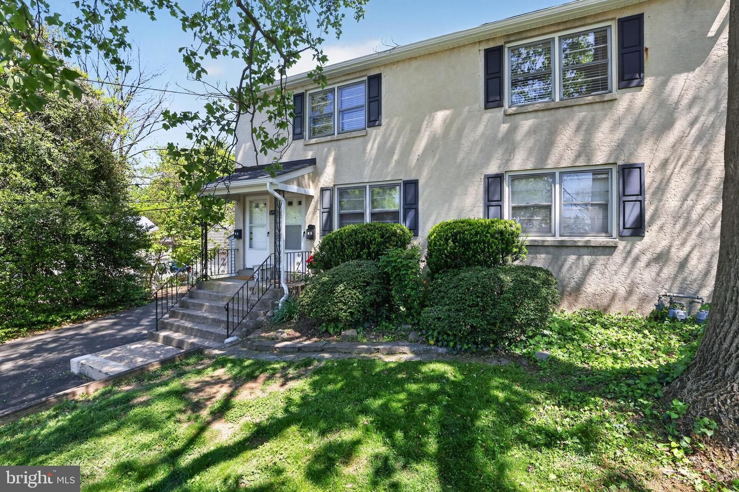 Property Photo:  325 Manor Road  PA 19040 