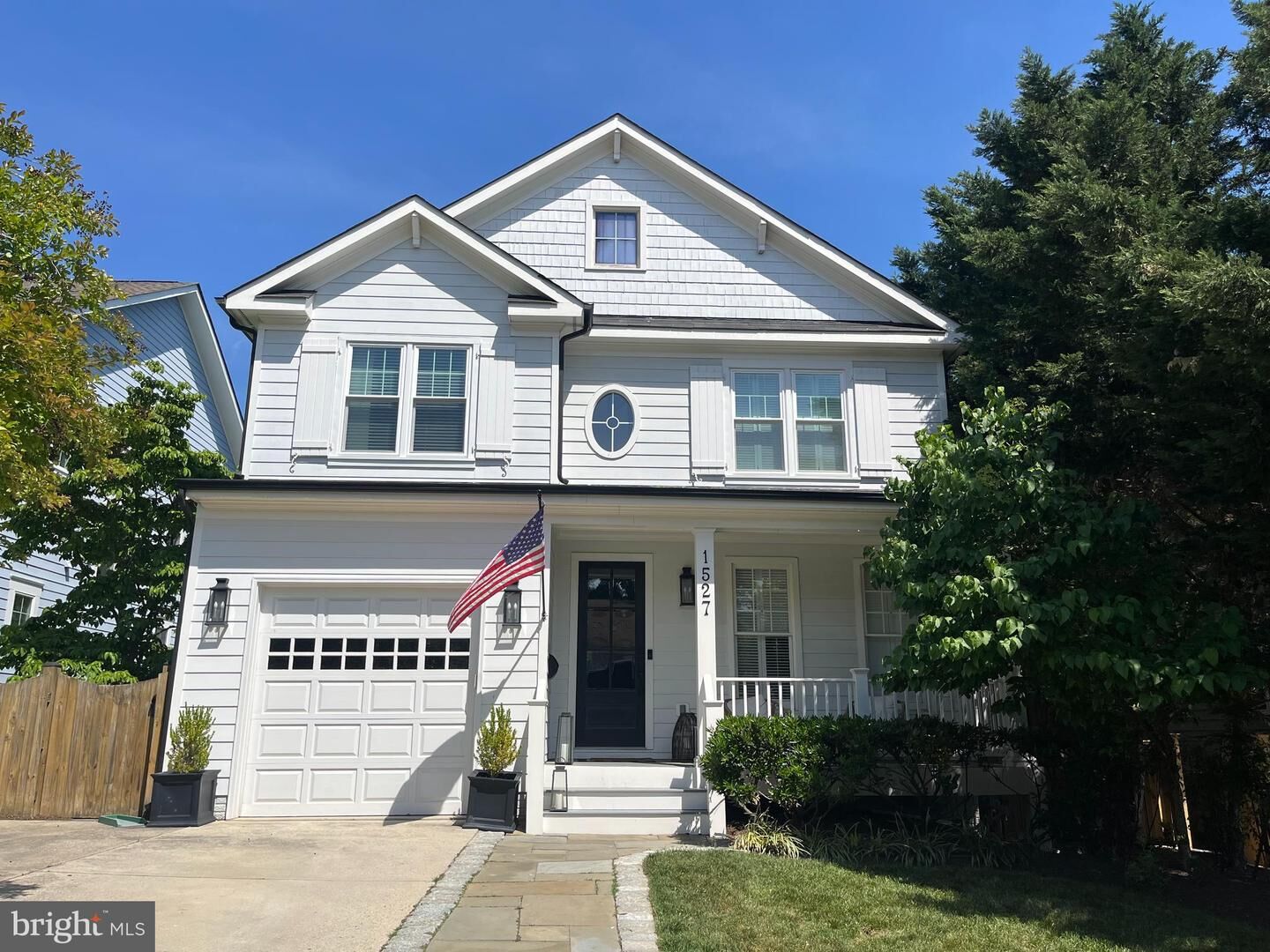 Property Photo:  1527 N Randolph Street  VA 22207 