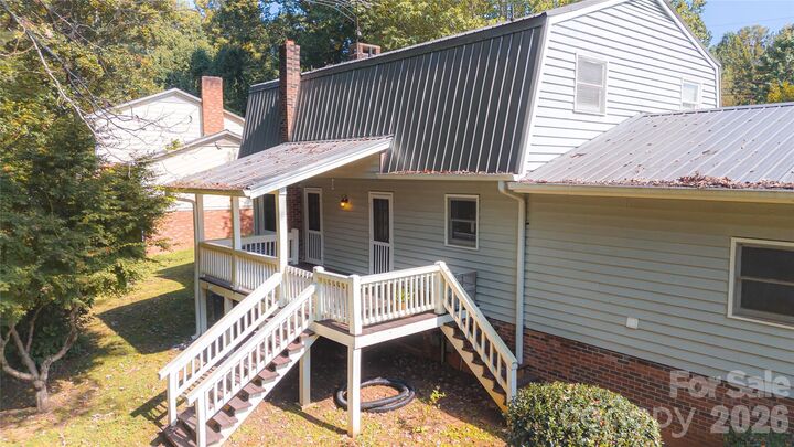 Property Photo:  307 Maplewood Drive  NC 28655 