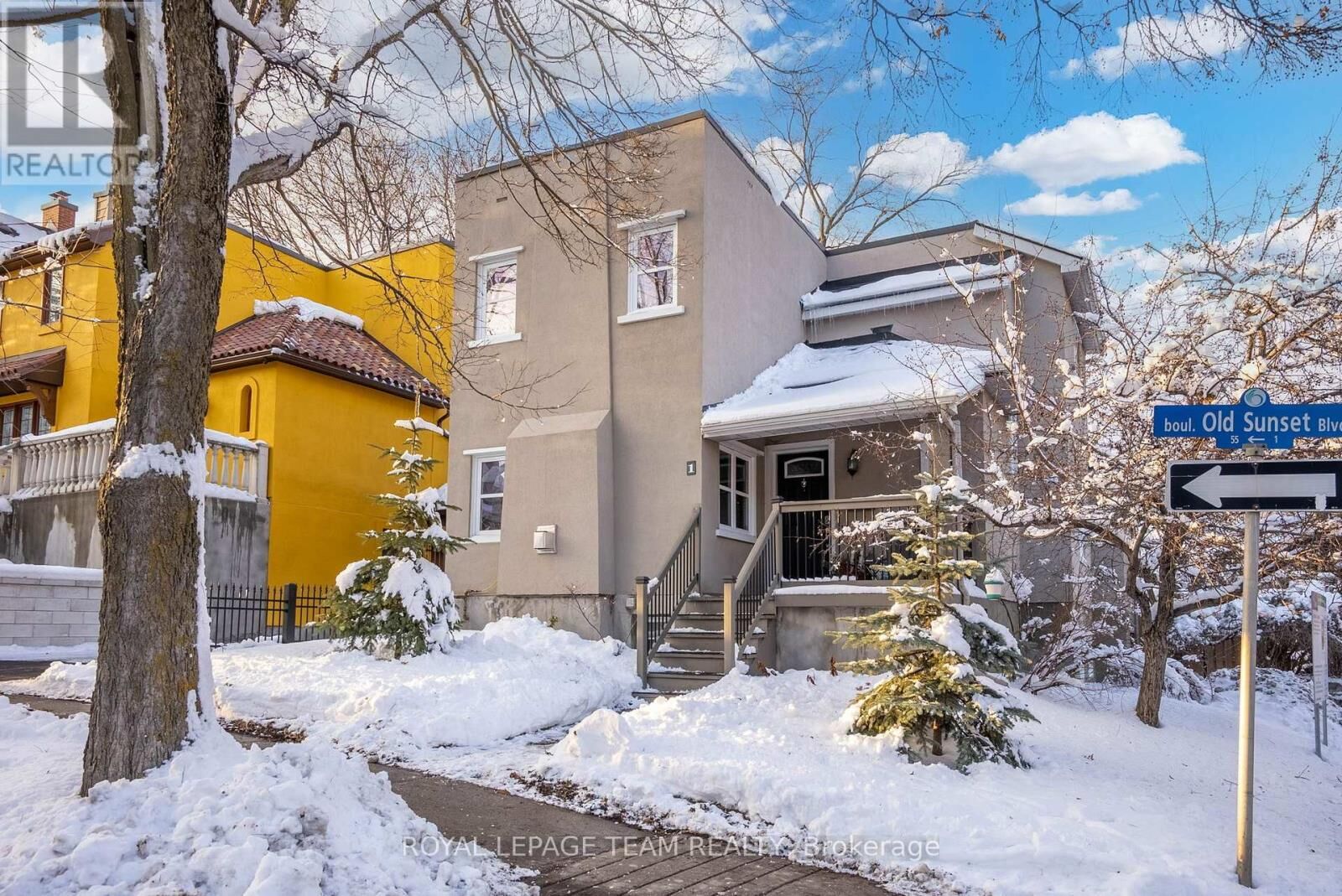 Property Photo:  1 Old Sunset Boulevard  ON K1S 3G8 