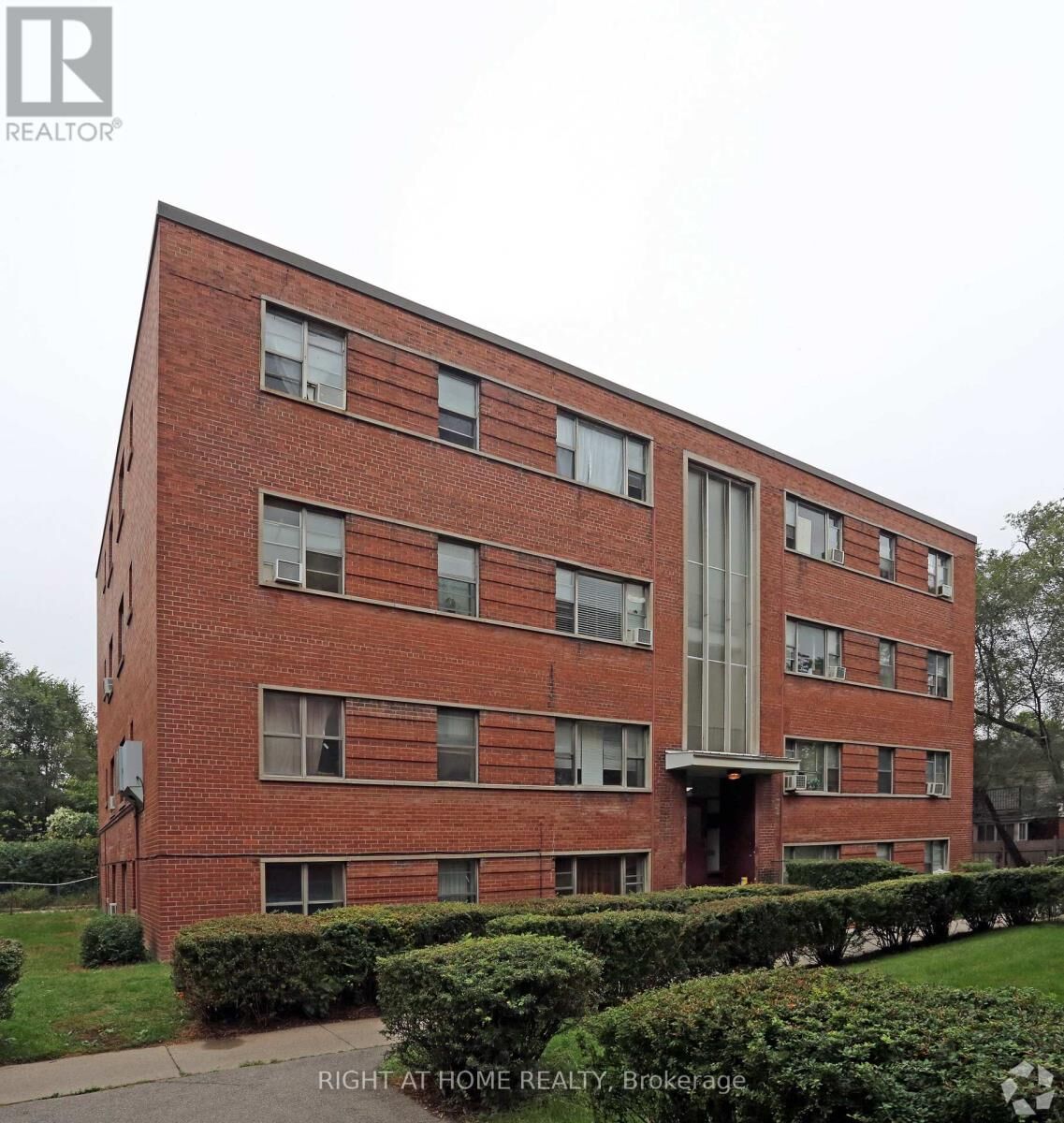 Property Photo:  151 Stinson Street 1  ON L8N 1S7 