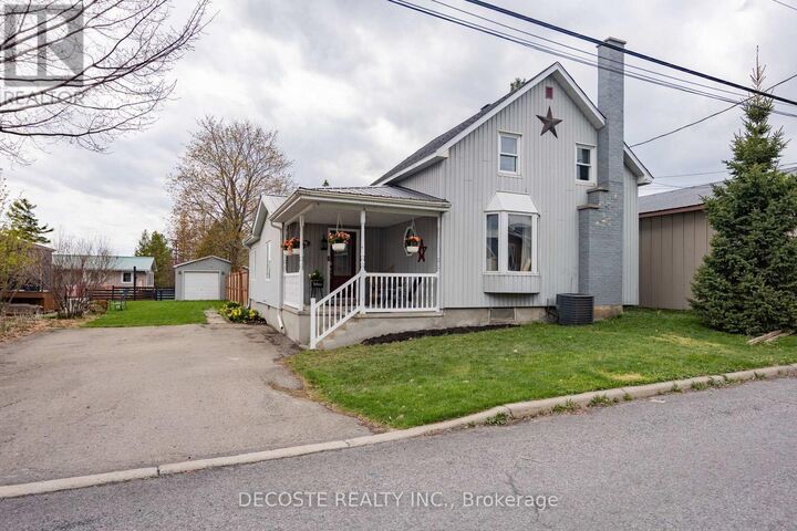 Property Photo:  30 Harrison Street  ON K0C 1A0 