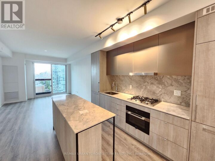 Property Photo:  771 Yonge Street 2803  ON M4W 0B8 