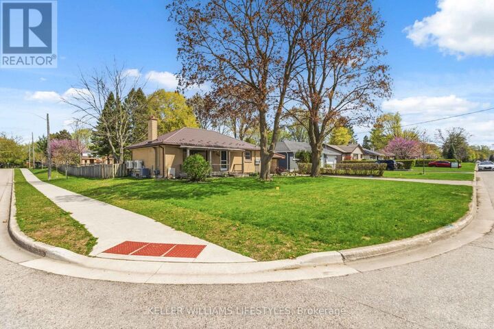 Property Photo:  350 Reynolds Road 3  ON N6K 2P7 