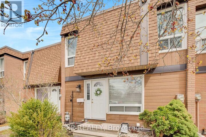 Property Photo:  3565 Downpatrick Road 28  ON K1V 8T3 