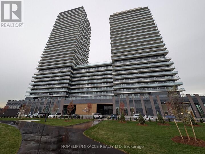 Property Photo:  15 Skyridge Drive 2320  ON L6P 4S3 