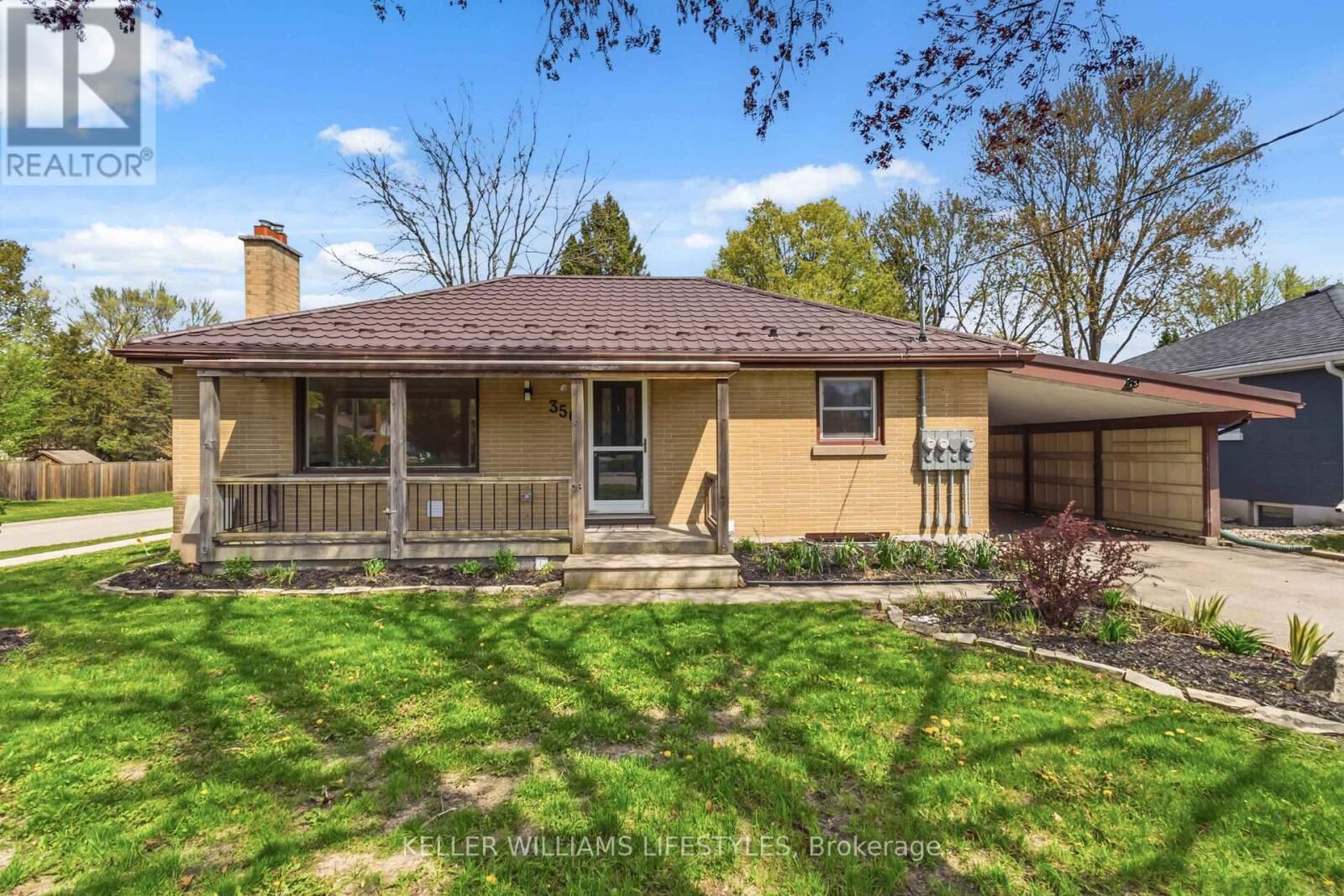Property Photo:  350 Reynolds Road 2  ON N6K 2P7 
