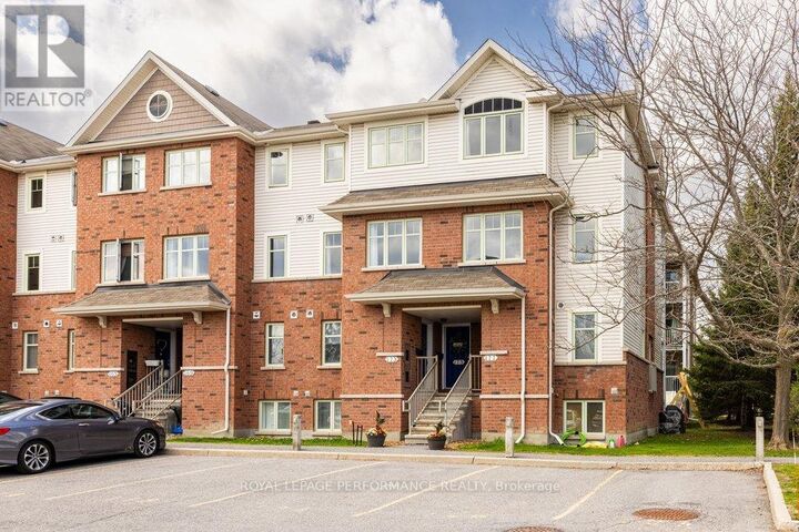 Property Photo:  175 Windswept Private  ON K1V 0Z4 