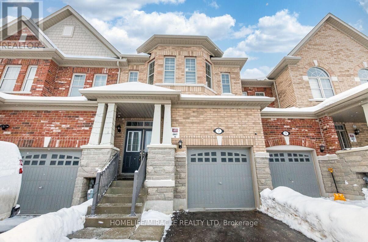 Property Photo:  7 Bushwood Trail  ON L7A 5J7 