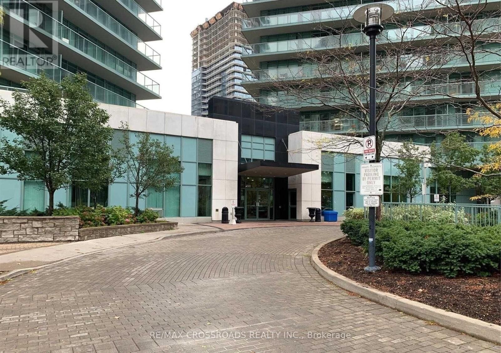 Property Photo:  5508 Yonge Street 906  ON M2N 7L2 