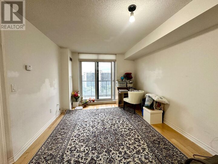 Property Photo:  70 High Park Avenue 1304  ON M6P 1A1 