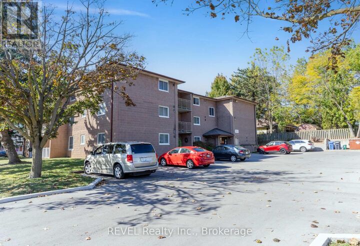 Property Photo:  5222 Portage Road 305  ON L2E 6B6 