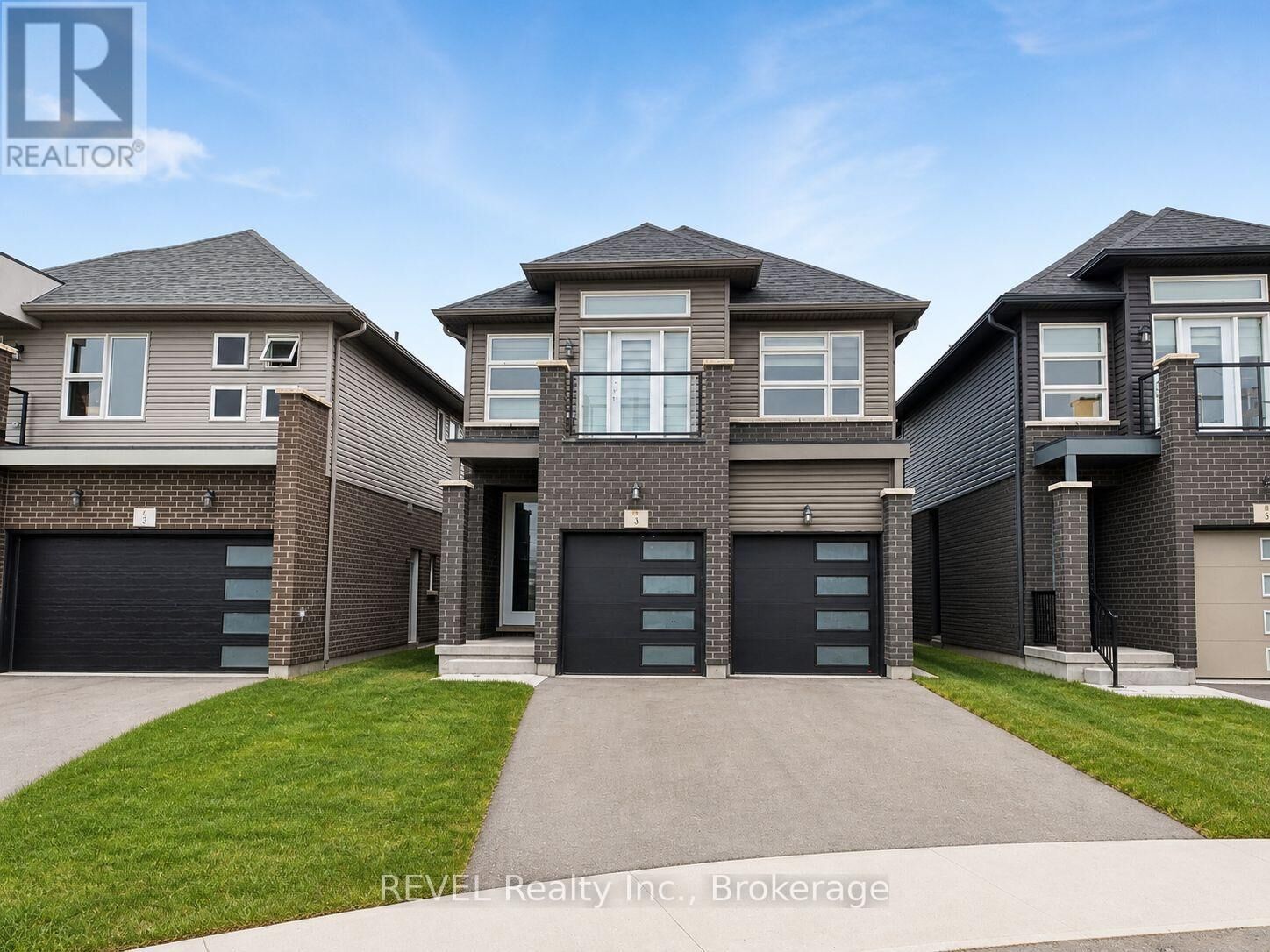 Property Photo:  9 Caroline Street  ON L3B 0J8 