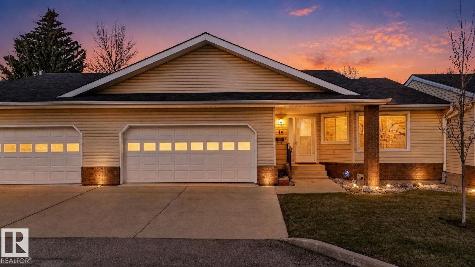 Property Photo:  903 109 Street NW 46  AB T6J 6R1 