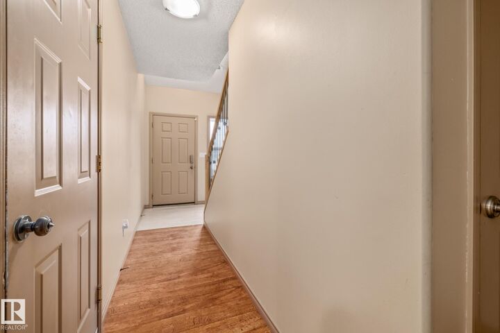Property Photo:  15 Woodsmere Close 7  AB T8L 4S2 