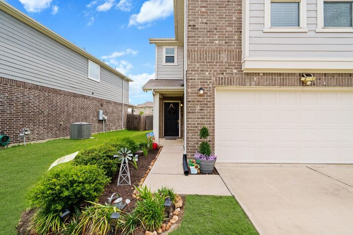 Property Photo:  5218 Stone Castle Tower Street  TX 77493 