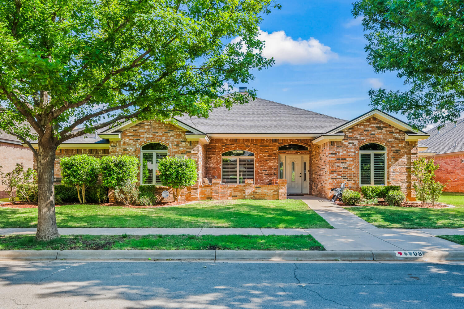Property Photo: 6008 90th Street TX 79424