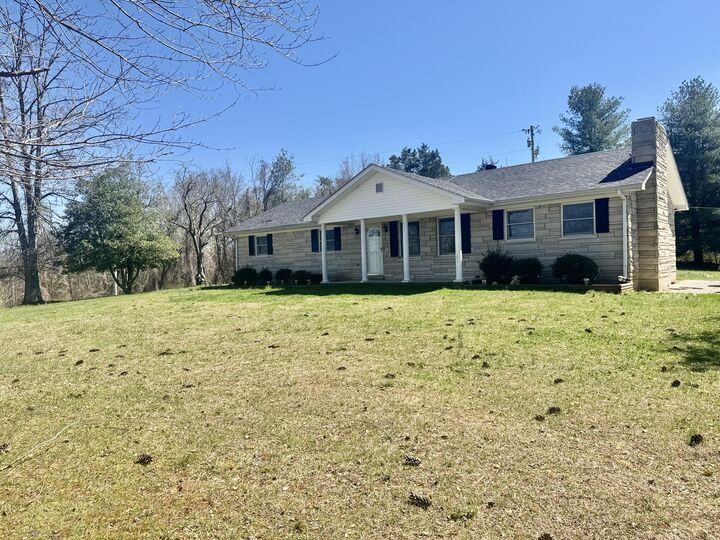 Property Photo:  521 Clearcreek Road  KY 40336 