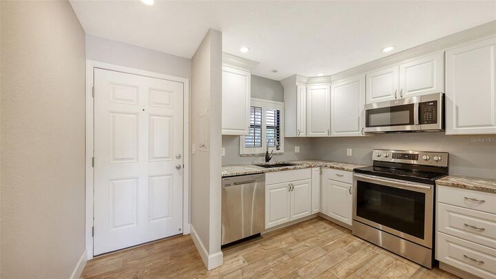 Property Photo:  7291 Cloister Drive 222  FL 34231 