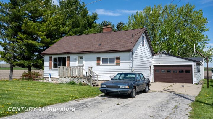 Property Photo:  1620 Evon Road  MI 48601 