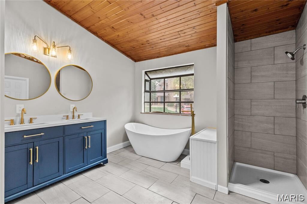 Property Photo: 2040 Avignon Drive A MO 63303