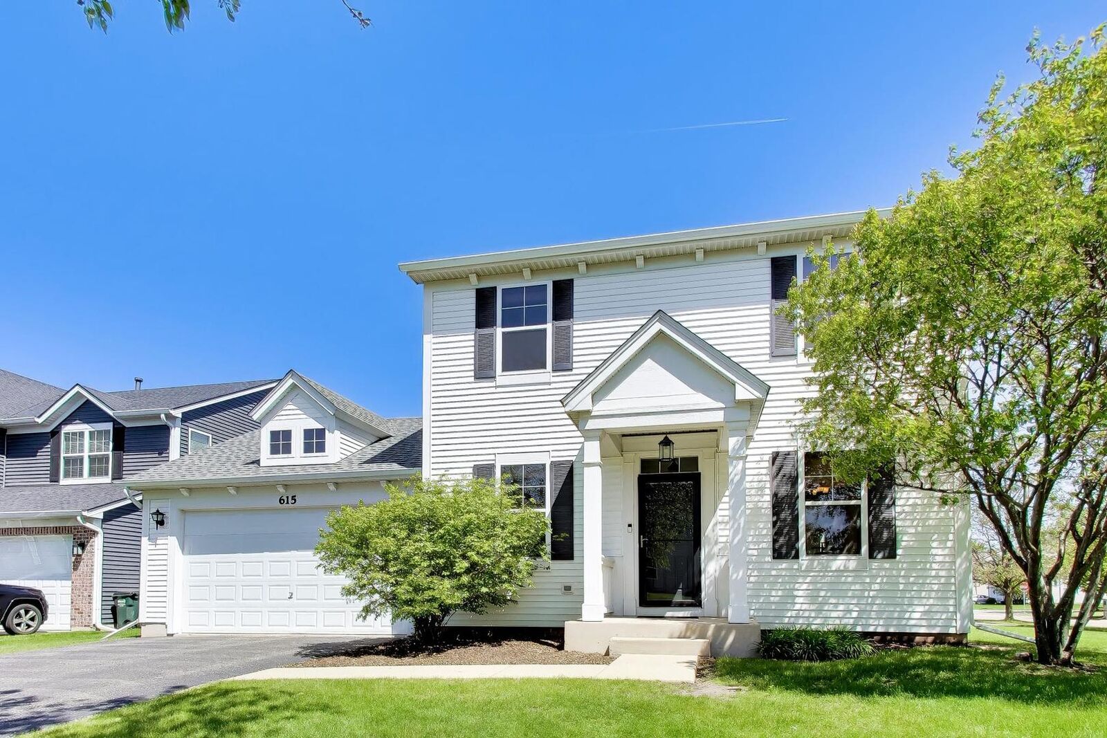 Property Photo:  615 Paris Avenue  IL 60543 