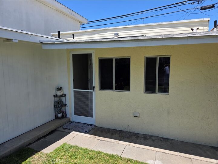 Property Photo:  1637 Cota Avenue  CA 90501 