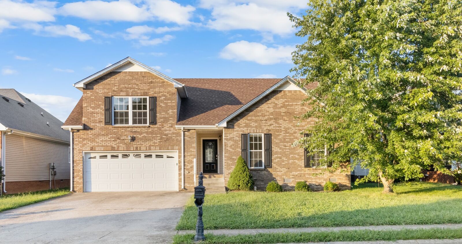 Property Photo:  1389 Bruceton Dr  TN 37042 