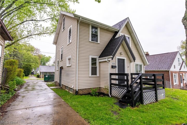 Property Photo: 1419 22nd Street NE OH 44714