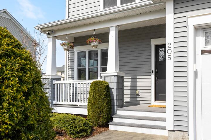 Property Photo:  205 Royal Drive  VT 05403 