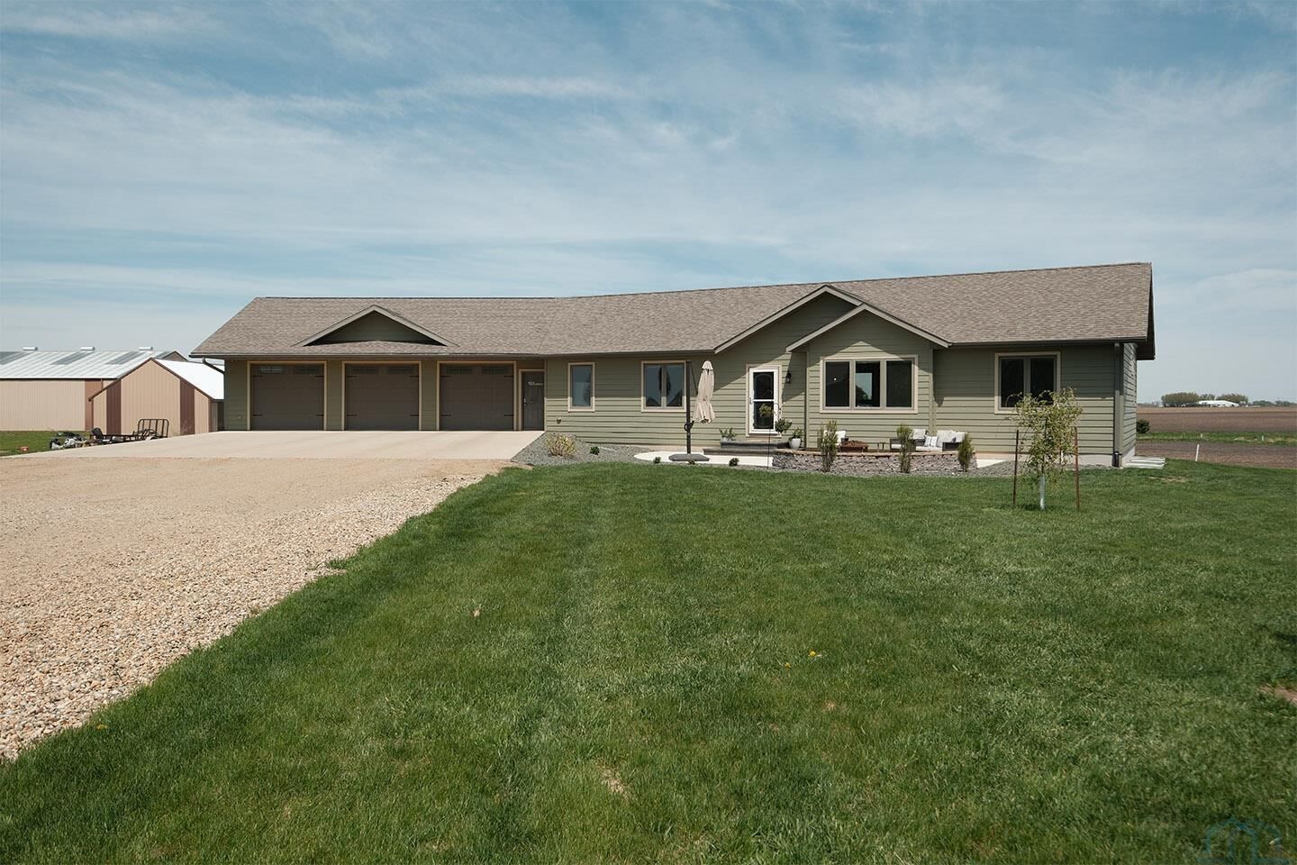 Property Photo: 937 Maple Street IA 51022