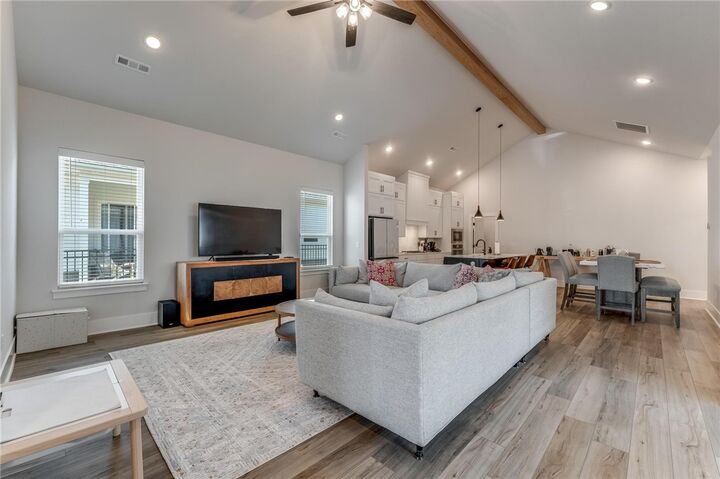 Property Photo: 6807 Autumn Avenue AR 72762