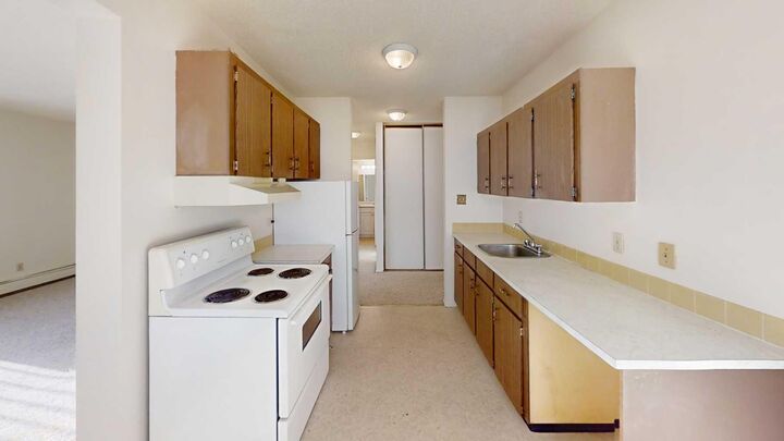 Property Photo:  10222 105 Avenue  AB T8V 1H5 