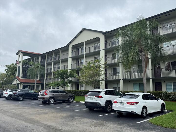 Property Photo: 12950 SW 13th St 412D FL 33027