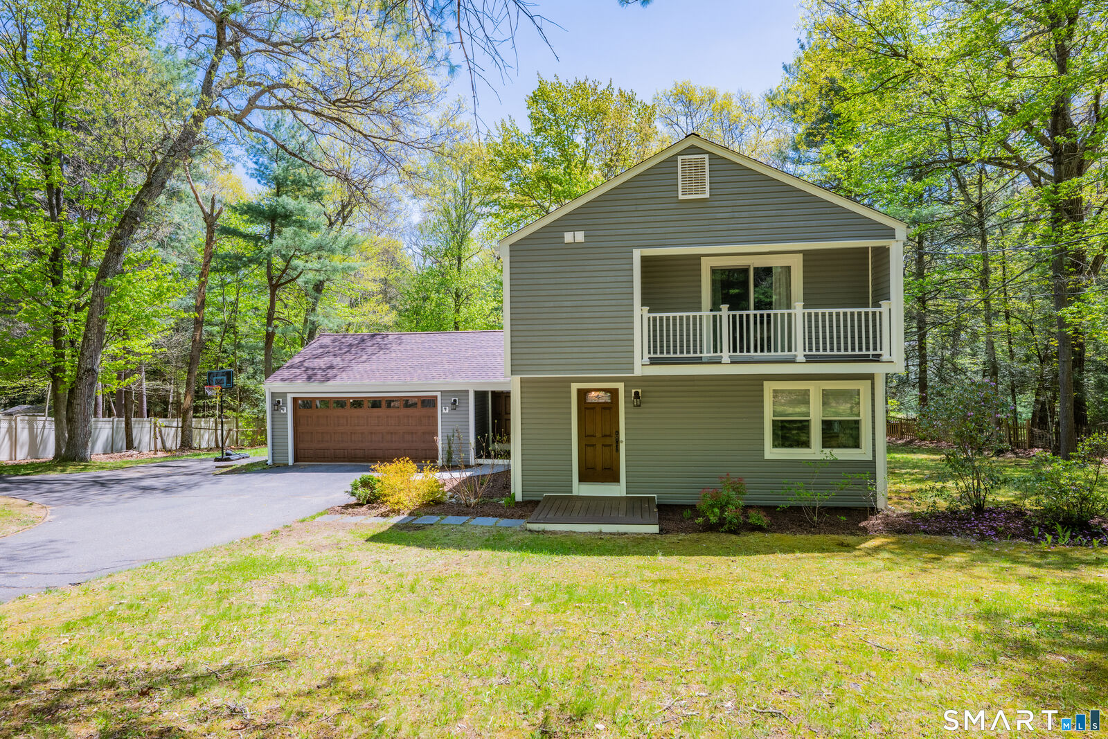 Property Photo:  116 Canton Road  CT 06035 