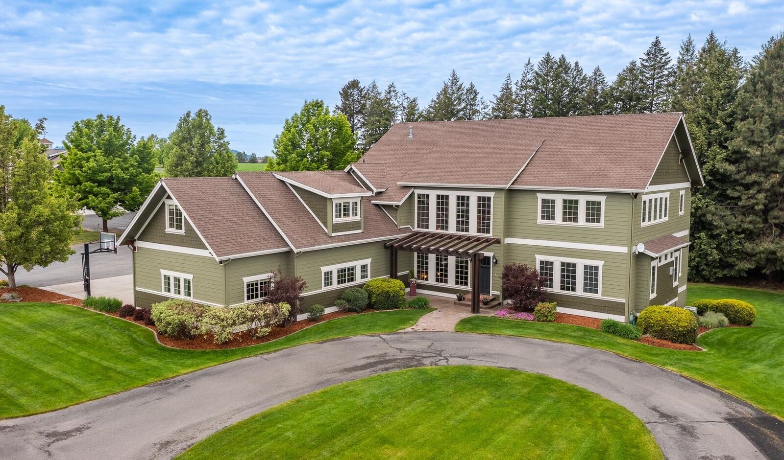 Property Photo:  9504 S Baltimore Rd  WA 99223 