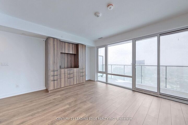 Property Photo:  501 Yonge Street 5102  ON M4Y 0G8 