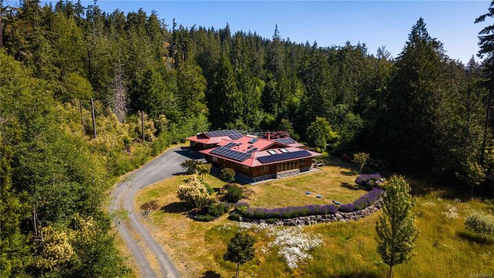 7708 West Coast Rd — photo 1