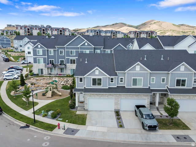 Property Photo:  986 W Vista Ridge Dr N  UT 84043 