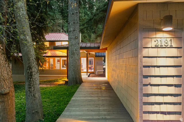 Property Photo:  2181 N Pinecrest Canyon Rd  UT 84108 