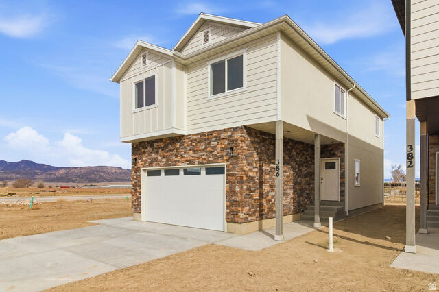 Property Photo:  386 W 250 S  UT 84627 