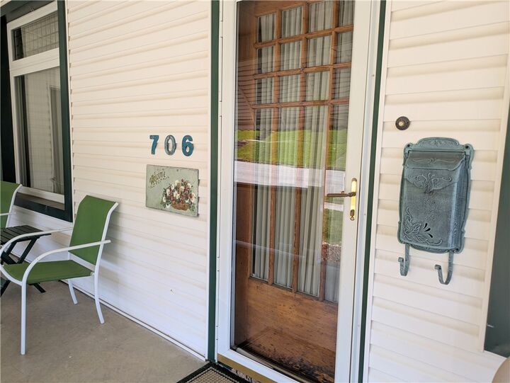 Property Photo: 706 Parker Ave PA 15683